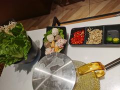 -东椰·海南椰子鸡火锅(朝阳门店)