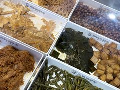 -向妈妈鲜卤(南湖金地店)