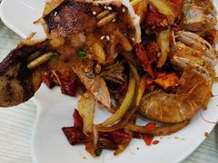 -覃记海鲜美食餐厅