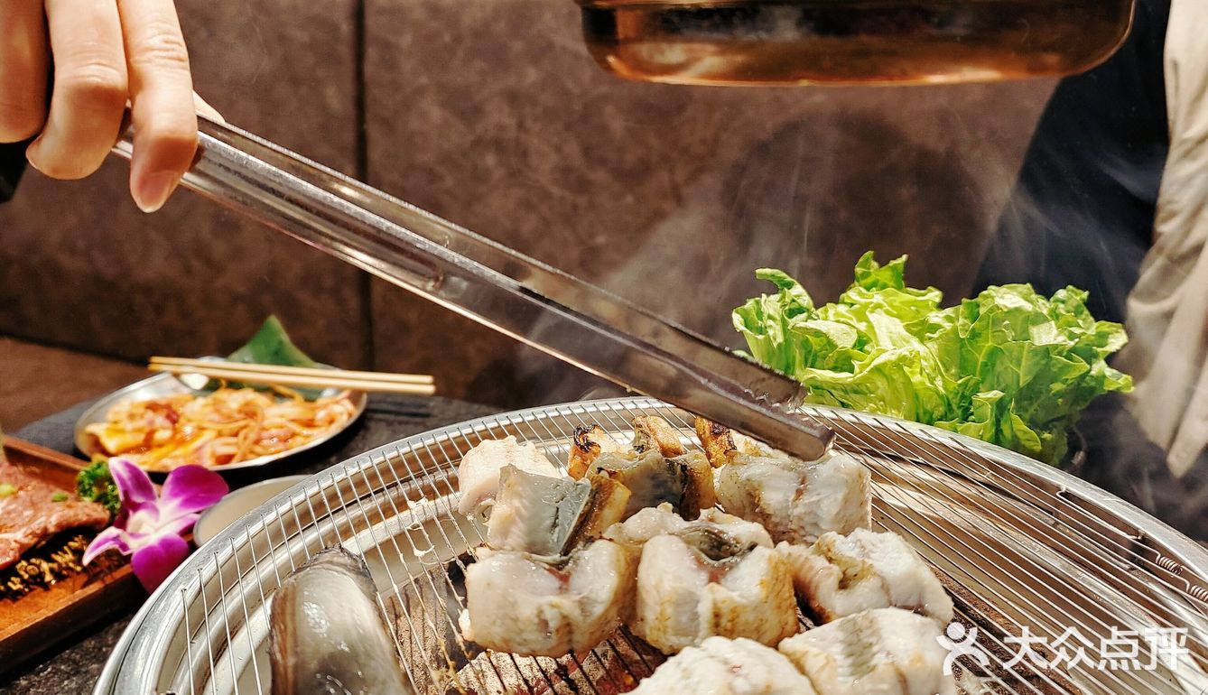 ‼️来自东北会“跳舞”的鳗鱼【地地道道泥炉烤肉】