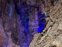 -泰安地下龙宫景区