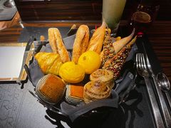 -L'ATELIER de Joel Robuchon(外滩18号店)