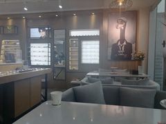 -鲸渝眼镜·浅目视光(春熙路店)