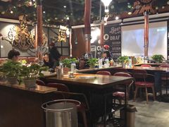 大堂-·缸桶屋·韩式牛肋条自助烤肉(西湖D11店)
