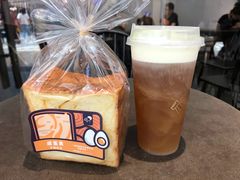 咸蛋黄千层吐司-喜茶(上海兴业太古汇店)