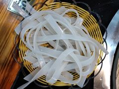 -三里屯土灶炖公鸡地锅鸡(江东店)