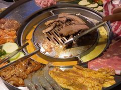 -哈哈碳都·牛肋条无限自助烤肉(台江万达店)