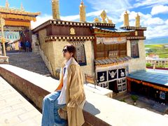 -噶丹松赞林寺