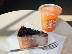 -星巴克臻选(上海今潮8弄店)