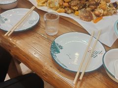 -东来菜馆•手抓海鲜家常菜•海鲜锅贴(鸽子窝店)