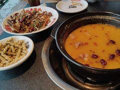 -李子坝梁山鸡(李子坝大鸡哥店)