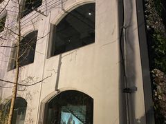 -穹六人间 people 6(岳阳路店)