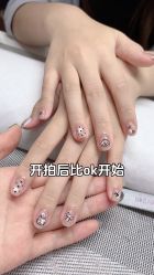 -小黑瓶美甲美睫