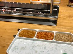 -河坝烧烤串城(虹桥中心店)