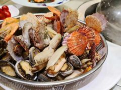 海鲜拼盘-船梆煮•蒸汽海鲜·炉火烤肉(五四广场店)