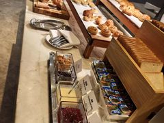 -筠咖啡西餐厅(上海国展宝龙丽筠酒店)