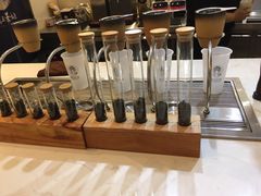 -霸王茶姬(金贸中路店)