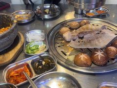 -哈哈碳都·牛肋条无限自助烤肉(台江万达店)