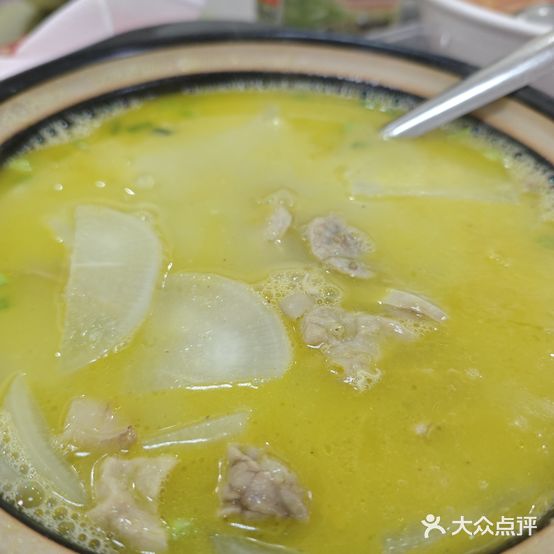 城边饭店(谷阳镇政法综治工作中心南)