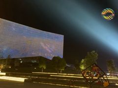 -南京眼步行桥