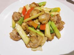 -匠心牛公馆·潮汕牛肉海鲜火锅(索菲特店)