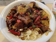 -霸蛮湖南菜·牛肉粉(荣京西街店)