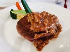 扒鹅肝小牛排-维兰西餐(万泉河店)