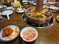 -岳记兴隆·青城腊排铜火锅(融创店)