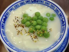 青团冰豆花-蟹上黄·蟹黄面·江南糖水(人民广场店)