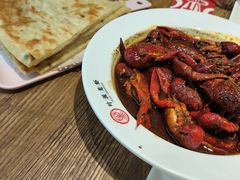-叶派龙虾•招牌香辣蟹·海鲜(中海国际店)