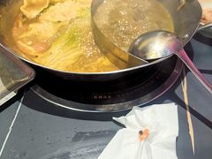 -由衷贵州酸汤牛肉火锅(新桥店)