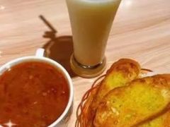 -爱丽丝牛排西餐厅(光谷步行街店)