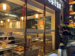 -胡须佬鸡煲四季火锅店(石厦西村直营店)