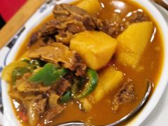 咖喱牛肉-雅憩花园餐厅