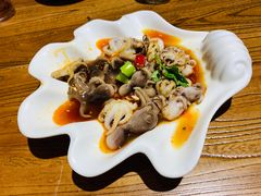 -东来菜馆•手抓海鲜家常菜•海鲜锅贴(鸽子窝店)