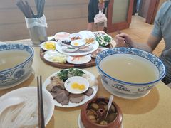 -桥香园云南过桥米线(金马碧鸡店)