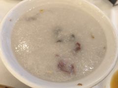 -万山楼海鲜酒家·二十三年老字号
