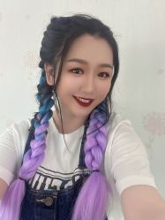 -红馆妆造(中央大街店)