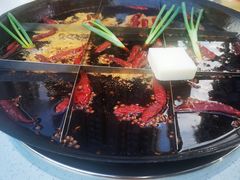 -正贰捌经重庆老火锅(建设路店)
