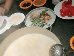 -煲宫猪肚鸡(昆山金鹰国际购物中心店)