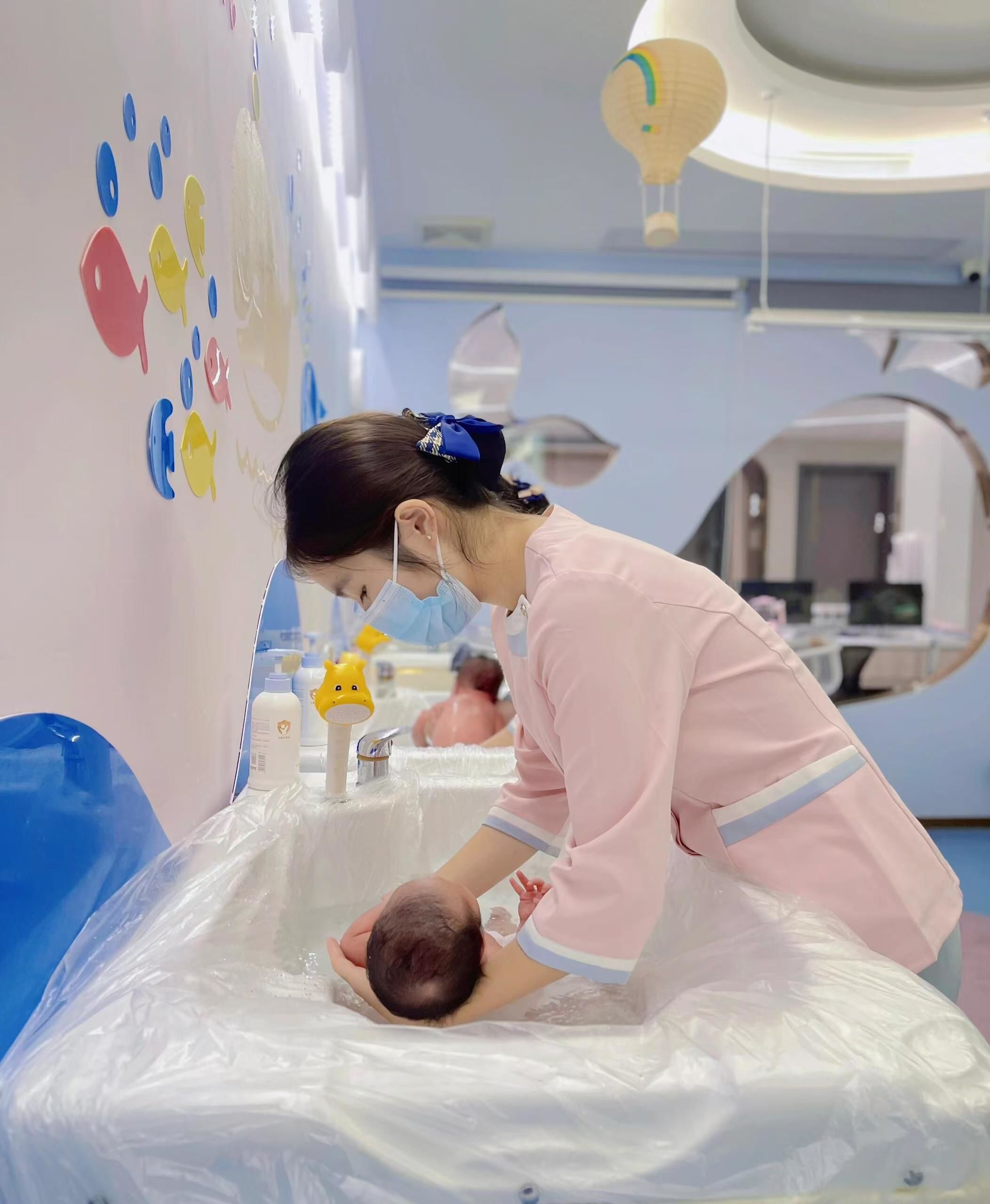 母婴乐园,科学坐月子新体验!