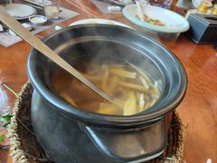 龙骨菌菇煲-乐在集市海鲜大排档(平潭店)