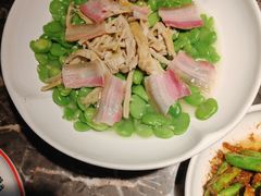 -新白鹿餐厅(百联中环店)