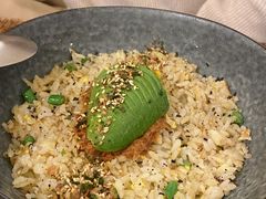 牛油果拌饭-小食院简餐厅