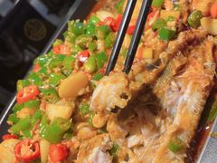-江边城外烤全鱼(世茂广场店)