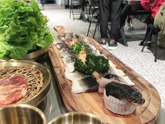 活鳗鱼-本炙炭烤·蒲烧活鳗料理店(金沙洲店)
