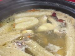 -花苑美食横琴生蚝火锅(拱北粤华路店)