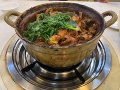 招牌家鸡煲-渝君重庆火锅(嘉宾路店)