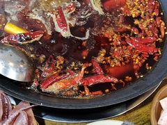 -黄潇洒老火锅(九眼桥宏济巷店)