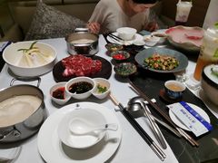 -红鼎豆捞·非遗鲍皇汤火锅(宝丰路店)